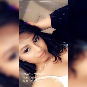 Meet your Posher, Brizeth